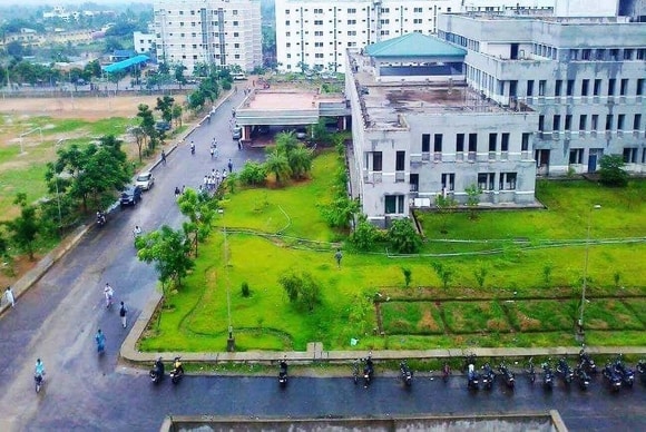 Sri Venkateswara Medical College Pondicherry Building