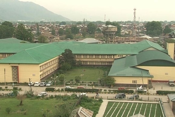 Gmc Srinagar Cutoff Fees Admission Courses