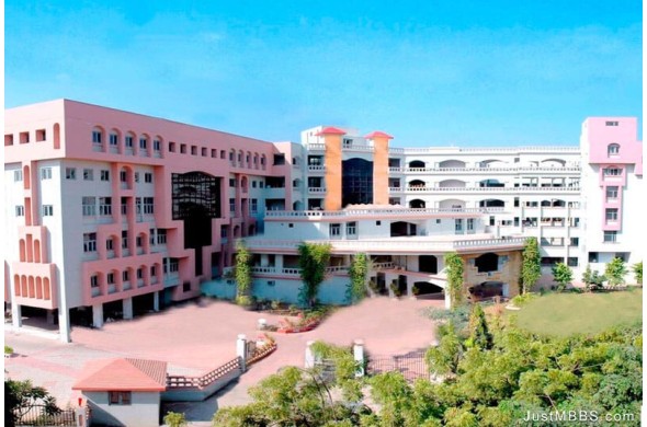 Bhavnagar Medical College Building